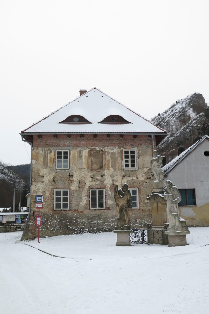 Svatý Jan pod skalou